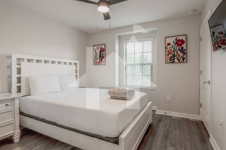 Vacation Home Near Disney - 5 Bedrooms