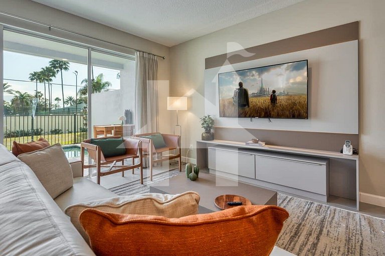 Vacation Home Near Disney - 5 Bedrooms