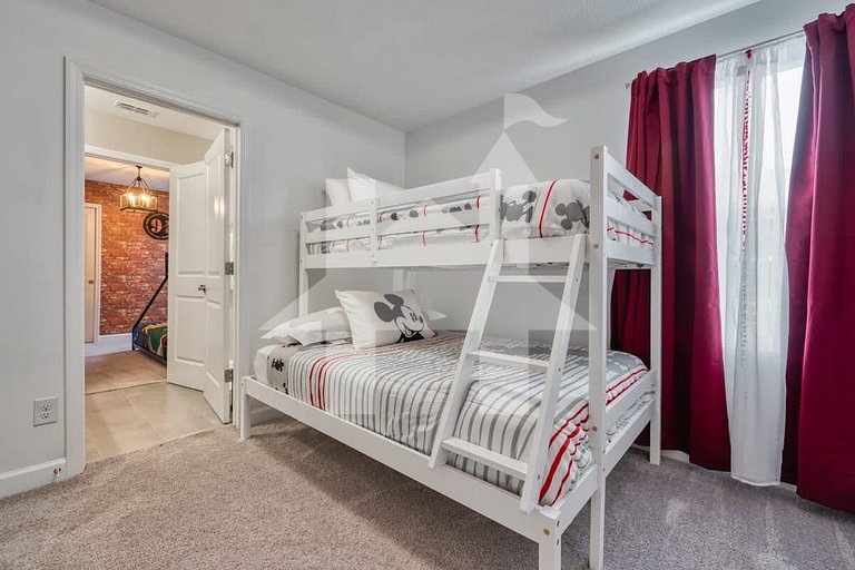 Vacation Home Near Disney - 5 Bedrooms