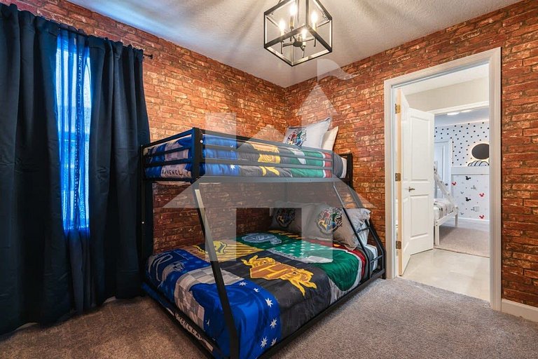 Vacation Home Near Disney - 5 Bedrooms
