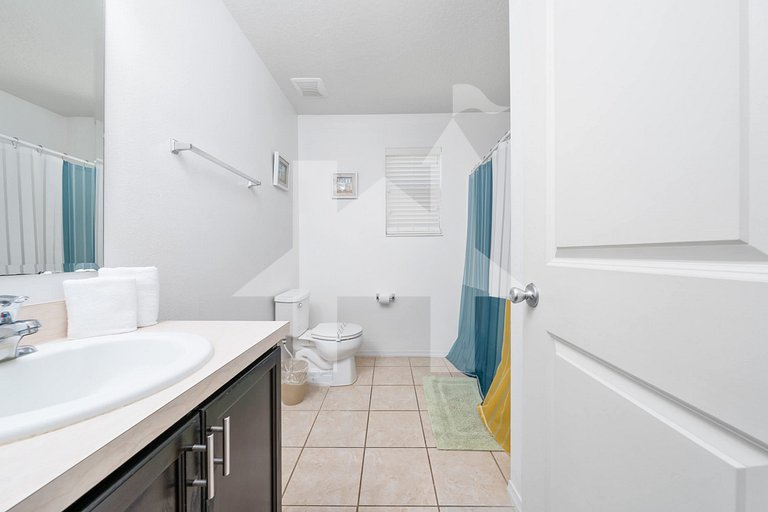 Vacation Home Near Disney - 7 Bedrooms