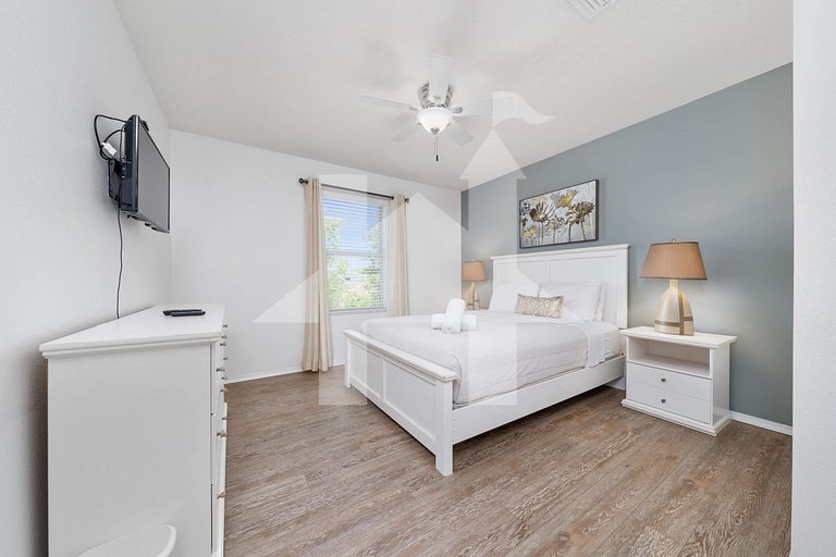 Vacation Home Near Disney - 7 Bedrooms