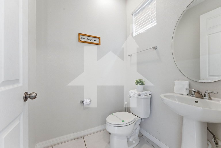 Vacation Home Near Disney - 4 Bedrooms