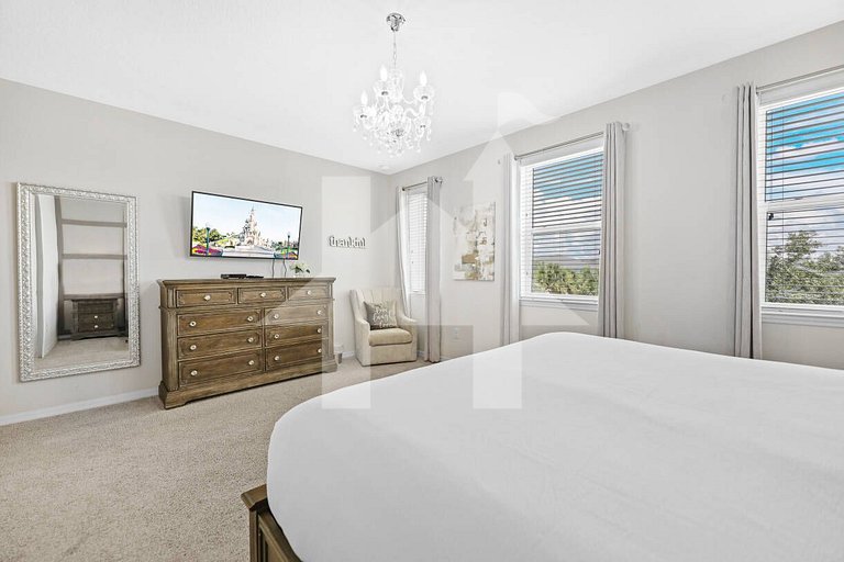 Vacation Home Near Disney - 5 Bedrooms