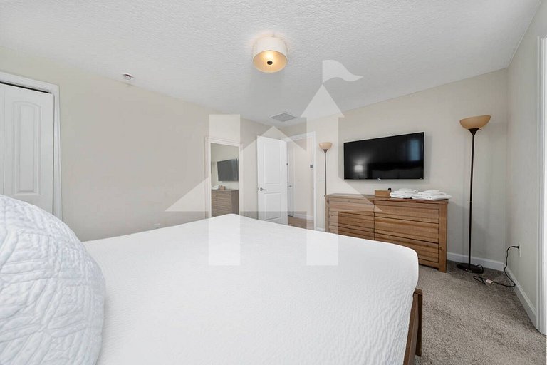 Vacation Home Near Disney - 5 Bedrooms