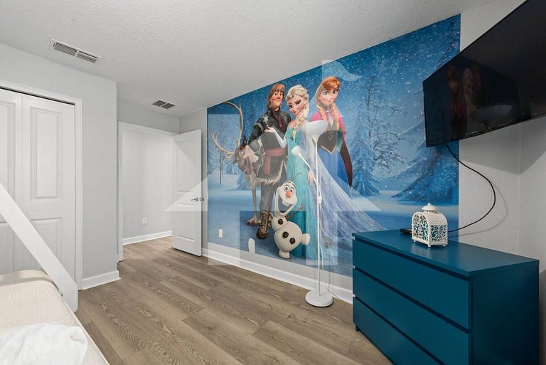 Vacation Home Near Disney - 4 Bedrooms