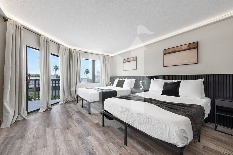 Estudio Moderno en The Enclave cerca Universal