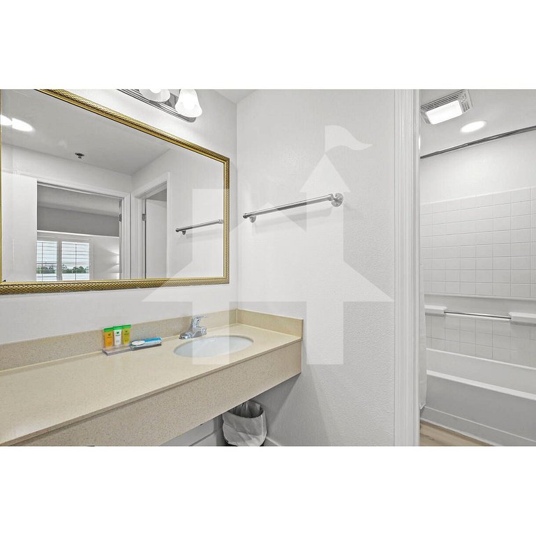 Vacation Home Near Disney - 1 Bedrooms
