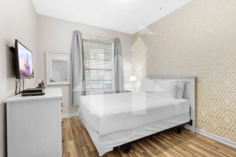 Vacation Home Near Disney - 3 Bedrooms