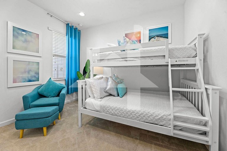 Vacation Home Near Disney - 4 Bedrooms