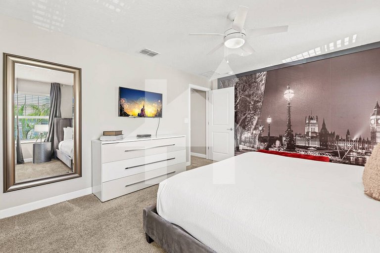 Vacation Home Near Disney - 4 Bedrooms