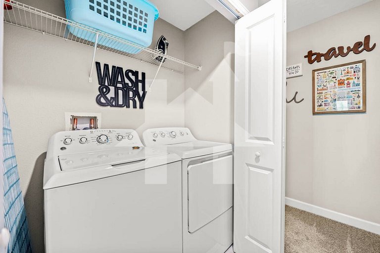 Vacation Home Near Disney - 4 Bedrooms