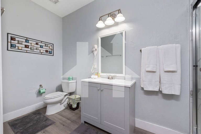 Vacation Home Near Disney - 3 Bedrooms