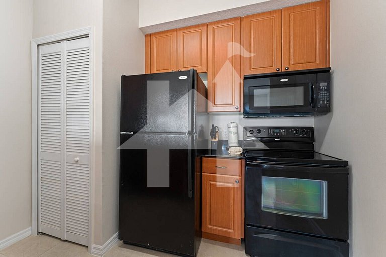 Modern 2BR Suite Near Universal & I-Drive